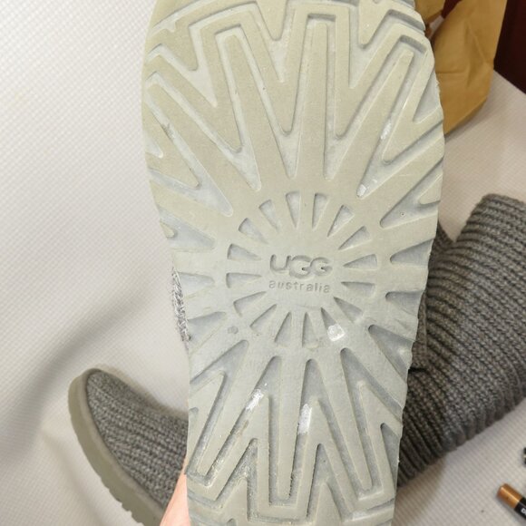 UGG Classic Cardy 5819 Knit Boots Gray Women's Size 7 - Picture 13 of 13